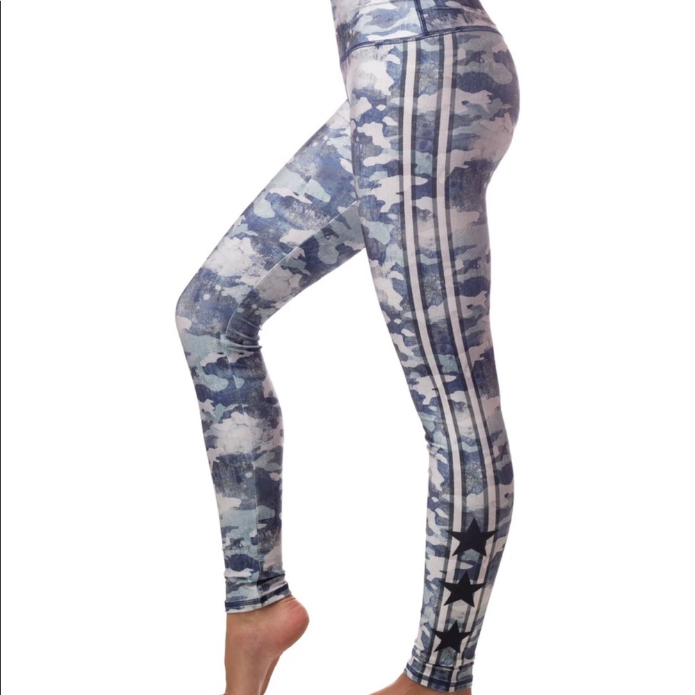 Star and camo leggings